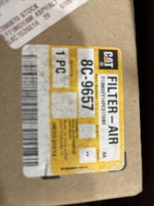 2 CAT, Air Filter,s Part# 8C-9657 & 1 231-8132 NOS NIB lot of 3 pieces