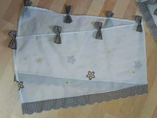 2 x Scheibengardine/Bistrogardine/Schlaufengardine, kl. Blumen,  je 145x40 cm