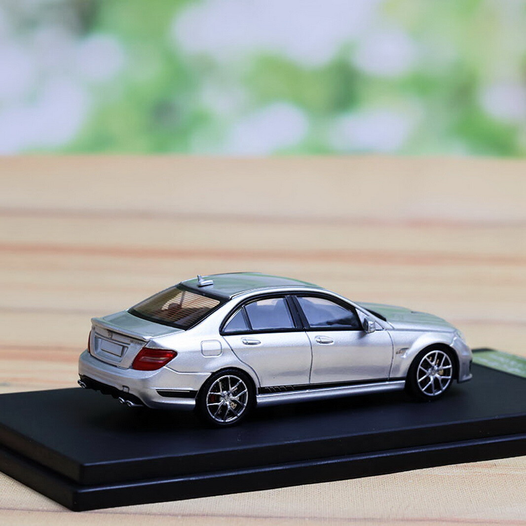 KING MODEL 1/64 Scale Mercedes-Benz AMG C63 W204 Silver KING MODEL 1/64 Scale Mercedes-Benz AMG C63 W204 Silver