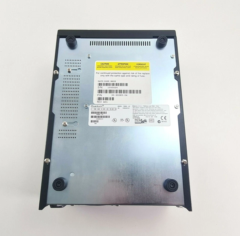 Dell 20/40GB SCSI/SE DLT4000 External Tape Drive - TH5BA-AZ - Image 4 of 4