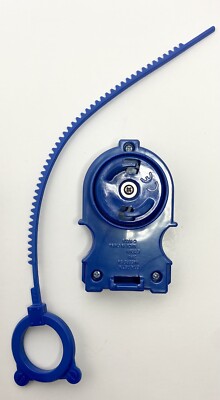Beyblade 2010 Launcher And Ripcord Tomy Hasbro Royal Blue | eBay
