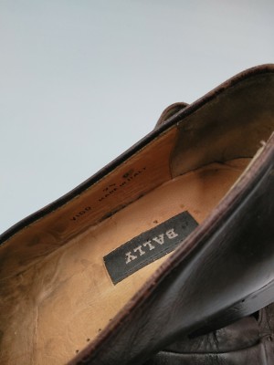 Bally Vigo Tassel Kilt Loafers - 9.5 D Brown Leather Vintage  display picture 3