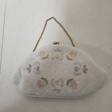 Vintage Beaded Floral Evening Bag Cream White Kiss Lock Clutch Gold Chain Strap