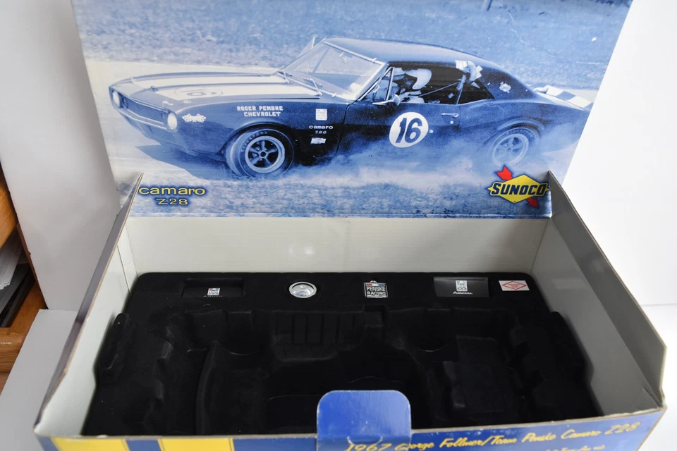 GMP 1967 CAMARO Z28 GEORGE FOLLMER TEAM PENKE ESCALA 1:18 13022 Foto 2 de 4