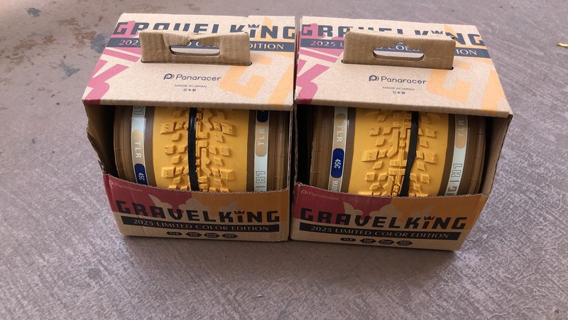 panaracer gravelking X1 700x45 Limited Edition