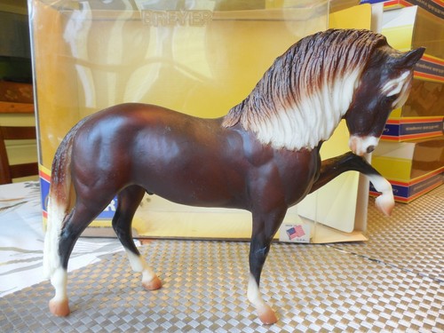 Retired Breyer Horse #918 Promenade Andalusian in Original Box - Picture 3 of 6