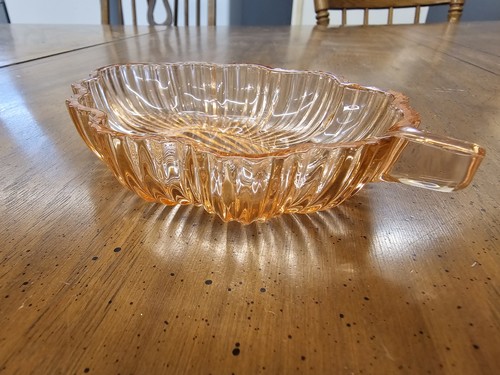 Pink Depression Glass Leaf Candy Dish - Lot#1127 - Picture 2 of 2