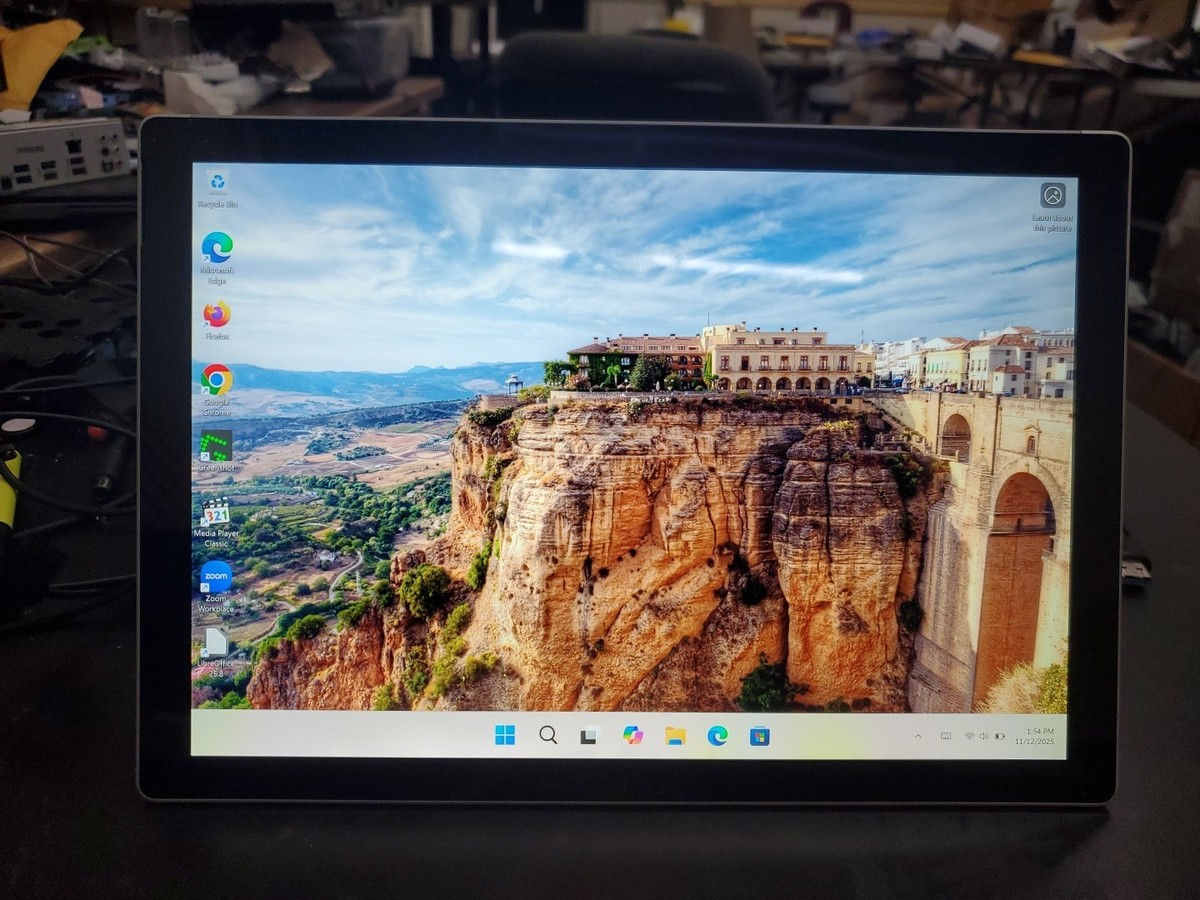Windowsタブレット本体 Microsoft Surface pro m3-7Y30 4GB 128GB Microsoft Surface Pro (M3-7Y30, 4gb RAM 128gb SSD, W11Pro) 111225