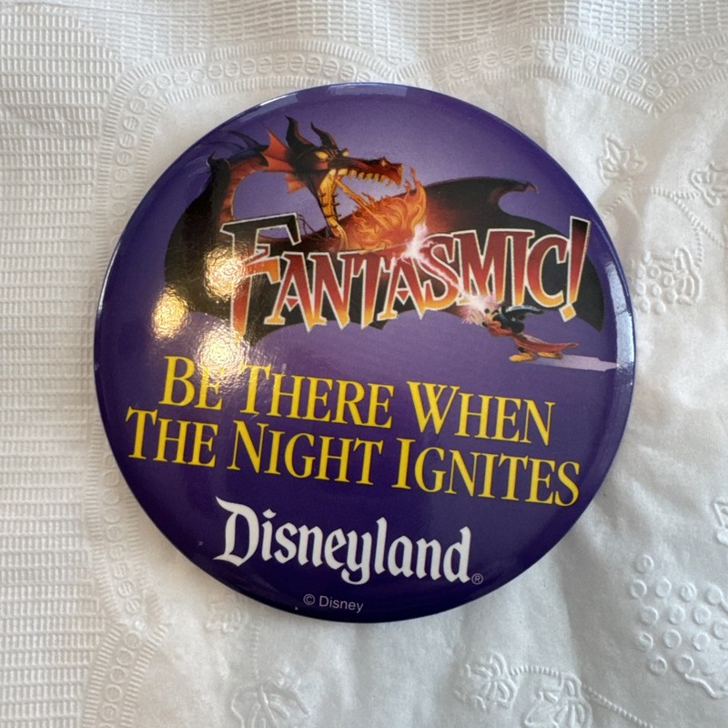 Vtg 1992 Cast Member Disney Pin Disneyland Opening Day Fantasmic Show Button