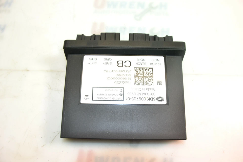 Chevrolet Corvette C7 Z06 2015-2019 usado OEM módulo de control antirrobo sin llave Foto 3 de 4