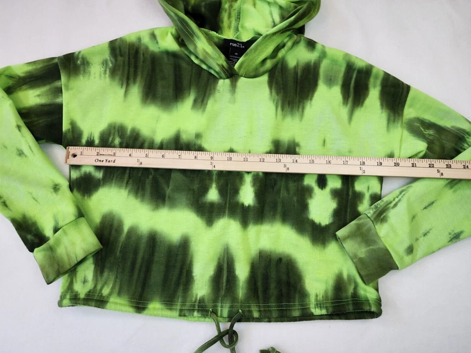 SUDADERA CORTA TIE DYE FAVORITA RUE 21 SUDADERA CON CAPUCHA JUNIORS XS Verde Ropa Activa Foto 4 de 4