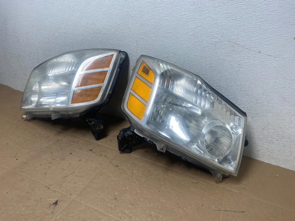 Juego de faros laterales izquierdo+derecho Nissan Armada 2004 a 2007 OEM M4135 DW Foto 2 de 4