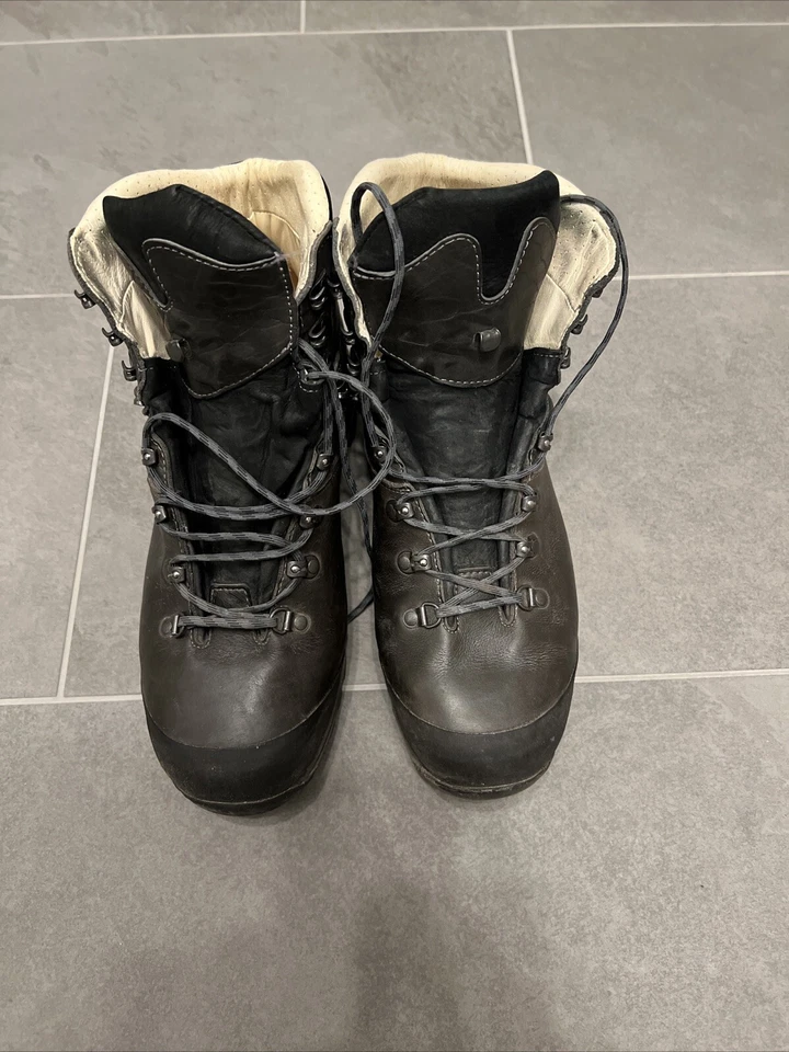 Hanwag M LHASA II WIDE - Asphalt / Black - EU 46 / UK 11 / US 12