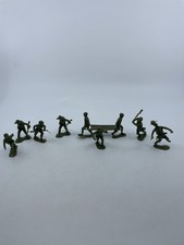 Marx Toys Vintage Army Men Plastic 52mm Figures, Injured Fig, Lot Of 9 Green