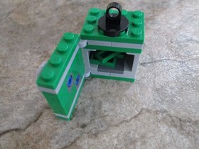 LEGO DC Super Heroes 6864: Batmobile and the Two-Face Chase 98%