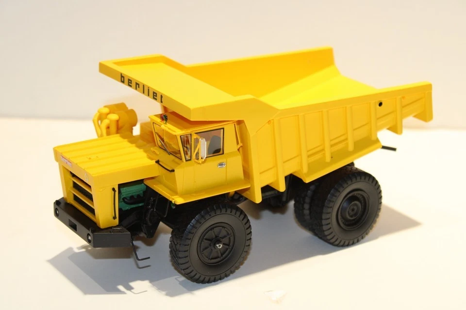 BERLIET T45 PERFEX MINIATURES LYON 1/43° - Photo 3/4