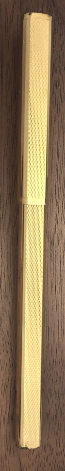 Caneta padrão cevada banhada a ouro Dunhill Gemline - Imagem 4 de 4