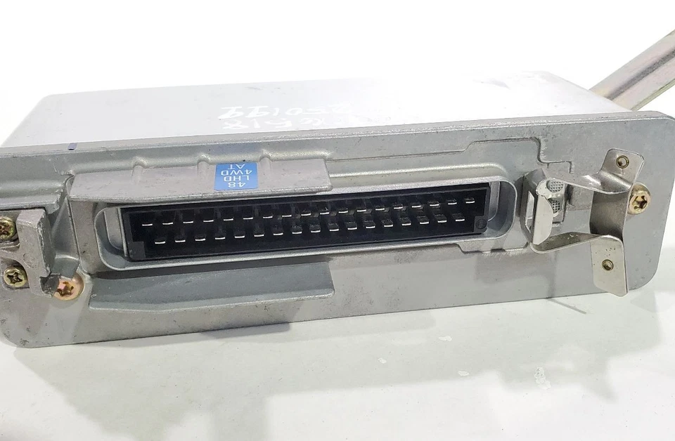 1992 1993 Subaru SVX OEM ABS Control 26720pa000 - Image 3 of 4