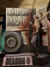 The Walking Dead Season 6 Blu-Ray Set Truck Walker Limited Collectors Edition