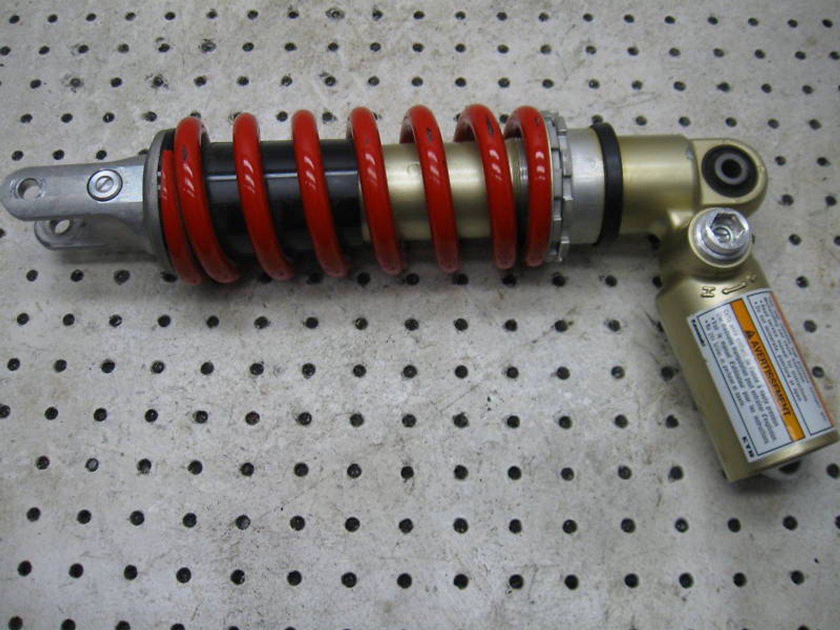 KAWASAKI REAR SHOCK ZX1200 ZX-12 00-01 NINJA KYB STD KAWASAKI REAR SHOCK ZX1200 ZX-12 00-01 NINJA KYB STD