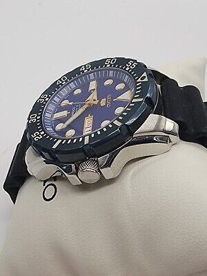 Seiko 5 Sports Men's Black Watch with Rubber Strap - 4R36 Seiko 5 Sports Men's Black Watch with Rubber Strap - 4R36