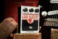 Electro Harmonix Big Muff PI (Classic) Distortion/Sustainer