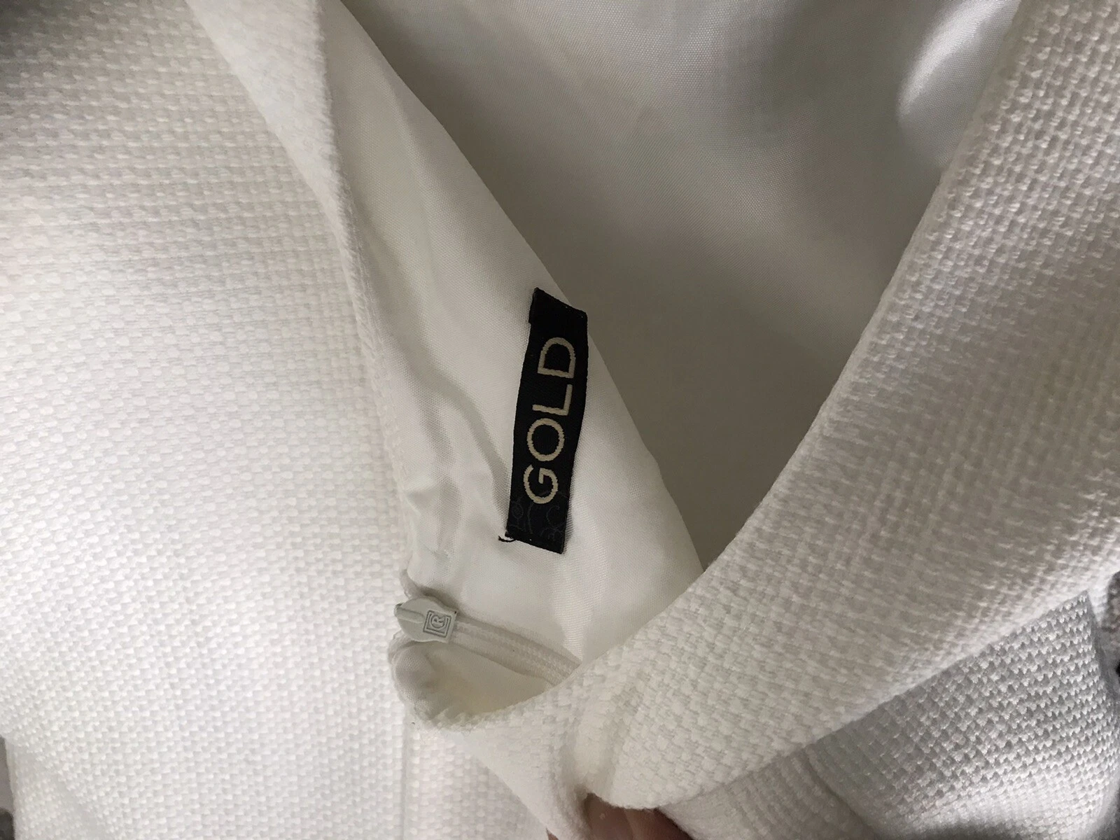 OFF WHITE Abbigliamento G Off Taupe bianco e design nero