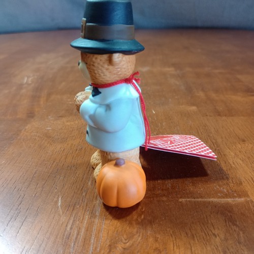 Lucy & Me Pilgrim Bear Praying Thanksgiving Feast Pumpkin Enesco Lucy Rigg - Picture 6 of 10