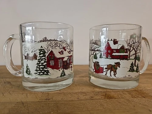 Libbey Winter Village 2 Mugs (12 oz) Christmas Holiday Winter Scenes Arby’s