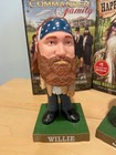 DUCK DYNASTY Lot of 4 Items, 2 BobbleHeads~Jase~Willie & 2-NY Best Seller Books  — photo 2