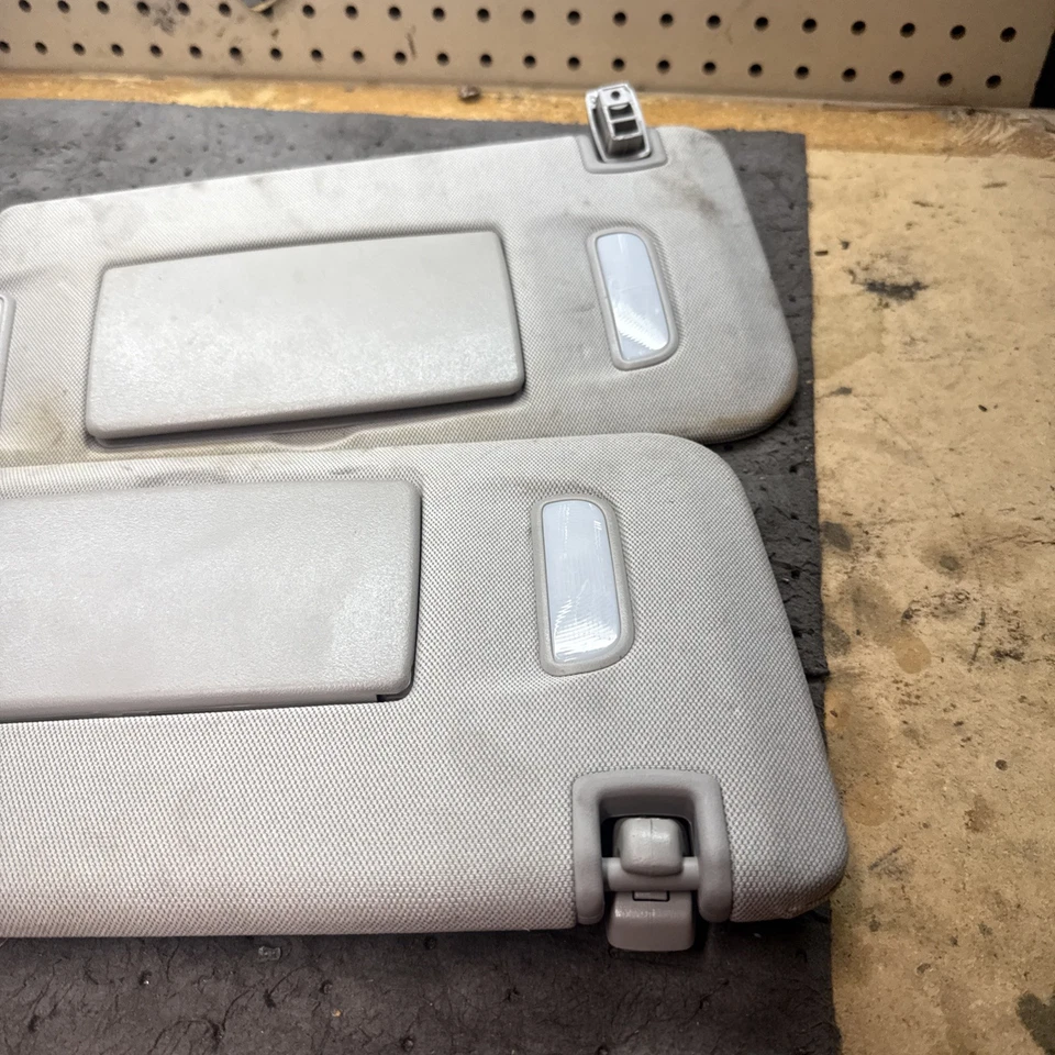 Cadillac CTS 2008 2009 2010 parasol fabricante de equipos originales 1 pieza 20755999 Foto 3 de 4