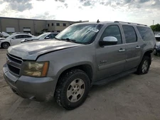 (LOCAL PICKUP ONLY) Back Glass Fits 07-14 ESCALADE 595215