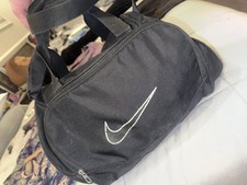 Nike Black Polyester Gym Bag Zip Closure White Swoosh Adjustable Strap