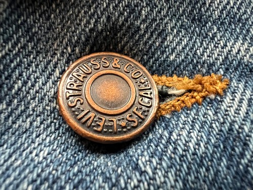 Vintage Levi’s Trucker Jacket 70507-4890 Men’s XL Blue Denim Made in USA 80s 90s by Levi's, Size XL, $88 - Photo 3