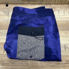 Pantaloncini da tavola Rusty da uomo blu viola tie dye 32 performance surf tronchetti astratti
