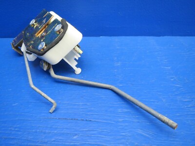 2001 HONDA ACCORD DX 4DR RIGHT FRONT PASSENGER DOOR LATCH LOCK