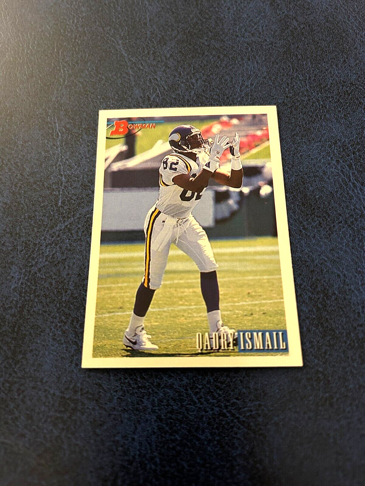 Qadry Ismail #321 (Football Cards 1993 Bowman) — is it worth grading?
