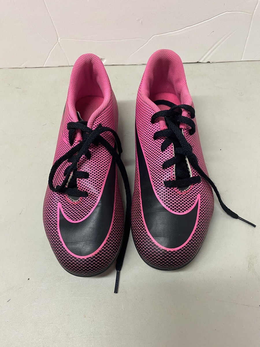 Nike Girls Bravata II FG 844442-600 Pink Soccer Cleats Shoes. Size