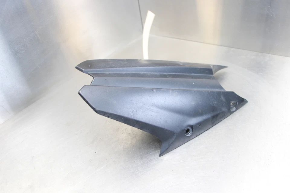 13-15 TRIUMPH STREET TRIPLE R REAR BACK WHEEL TIRE HUGGER FENDER - Изображение 3 из 4