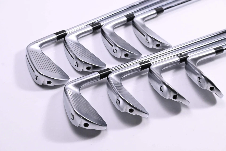 Left Hand Taylormade P790 2021 Irons / 4-PW+AW / X-Flex Project X Shafts - Image 4 of 4