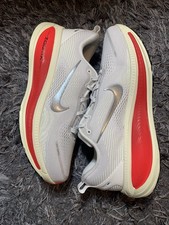 Nike Vomero 18 Platinum Tint Sirena Rosso Peltro Metallizzato HM6803-001 Uomo Taglia 7