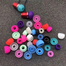 30PCS Silicone In-Ear Earbud Tips Earphone Covers Ear Pads Replacement Caps