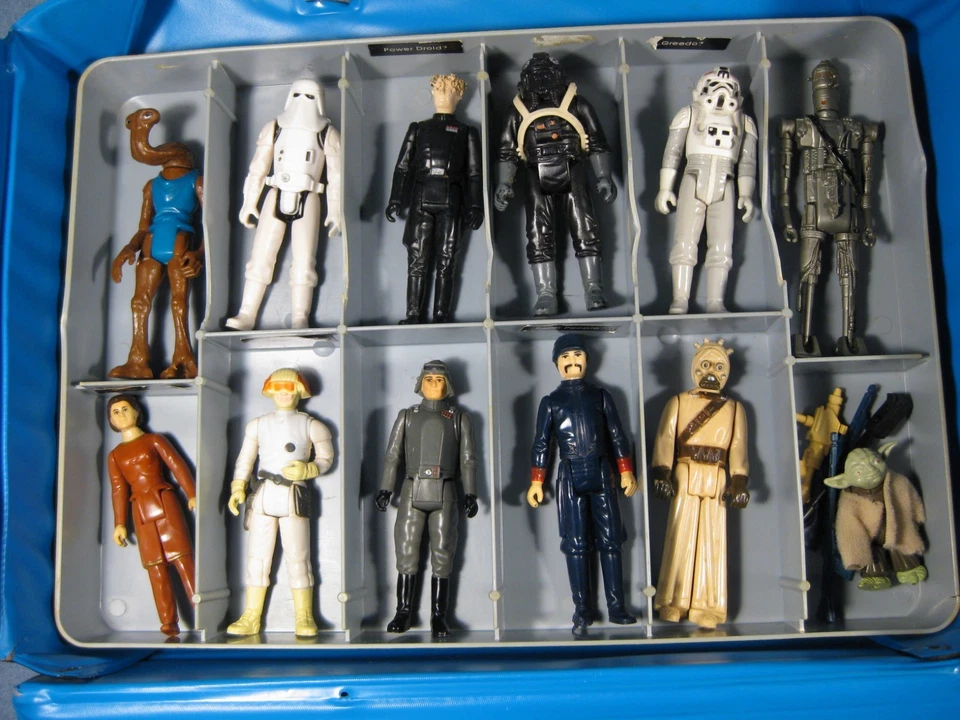 vintage Kenner Star Wars action figures 1977 -1980 24 Figures - Image 4 of 4