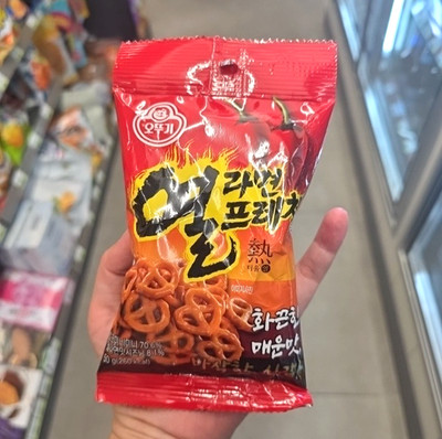 Ottogi Yeul Ramen Pretzel 50g x 2 Packs Spicy Korean Snack Pretzel Sticks