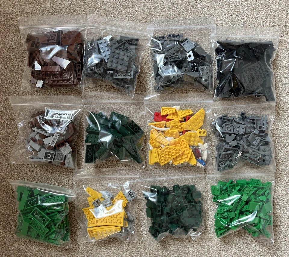 LEGO Creator 4998 Stegosaurus, photo 2 of 5