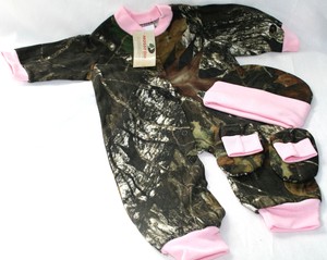 camo sleeper baby