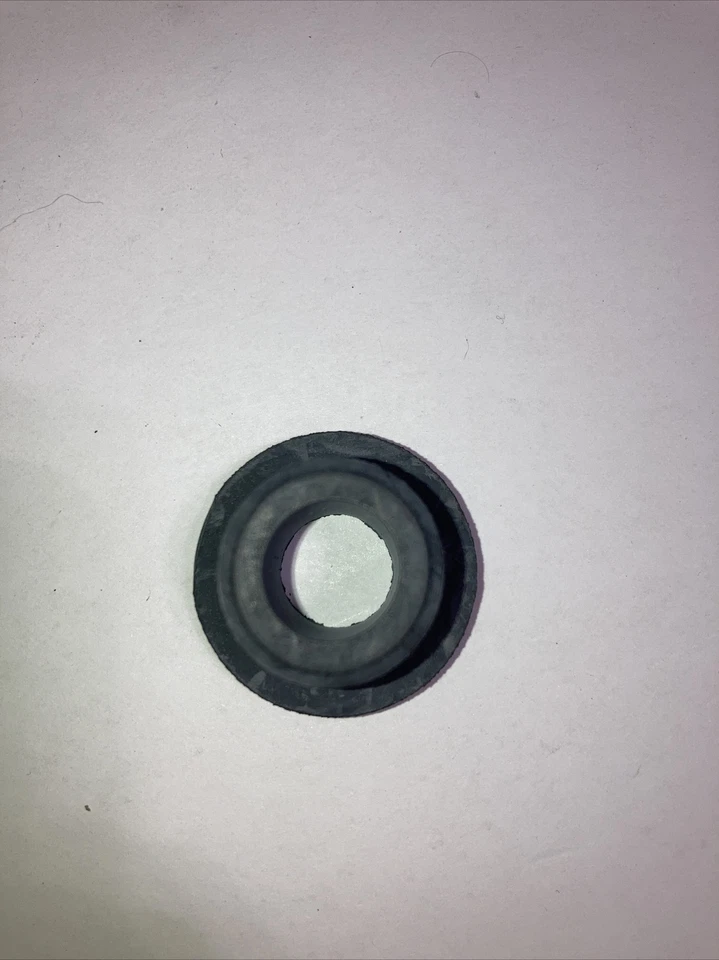 KTM SX LC4 SMC DUKE ADVENTURE 400 640 990 94 - 20 OEM резиновая втулка 56401040000 - Изображение 4 из 4