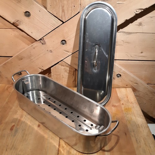 Inox 18" Fish Poacher 18c V I S Stainless Steel w/ Tray - Swanky Barn - Picture 12 of 12