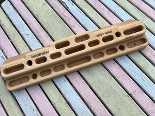 Beastmaker 2000 Series Fingerboard Hangboard for Climbing