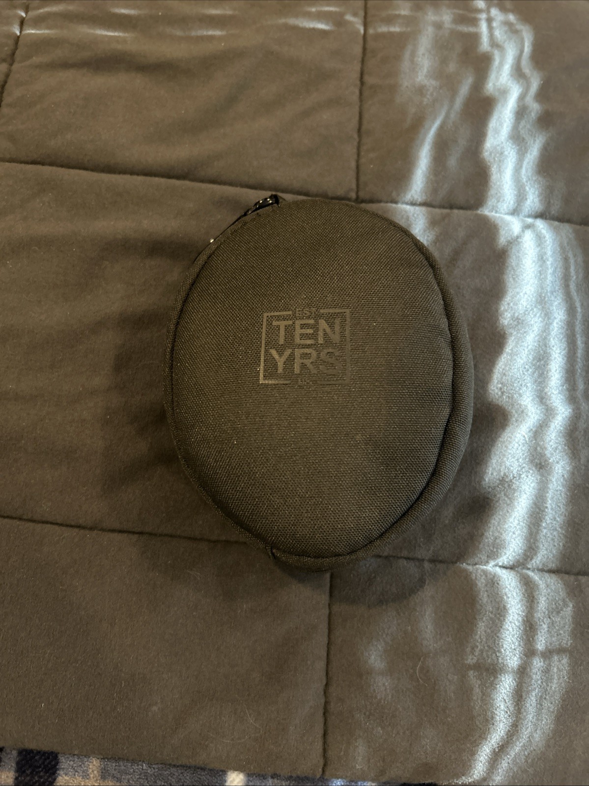 Beats Ten Yrs Black And Red